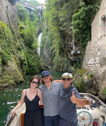 tour privado de día completo en barco por el lago Como T