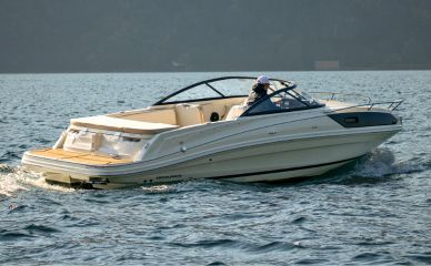 Noleggia la Barca Crissi 02 Lago di Como Italia