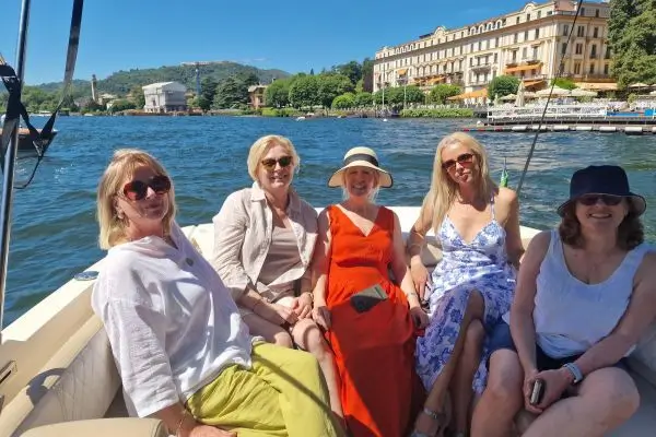 Tour privato in barca sul Lago di Como (1 ora)