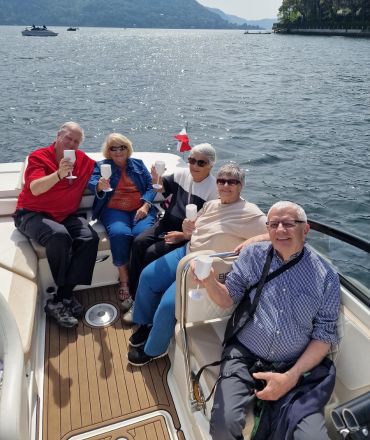 Tour privato in barca di un'ora sul Lago di Como