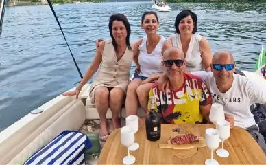 Excursión privada en barco lago de Como 2026